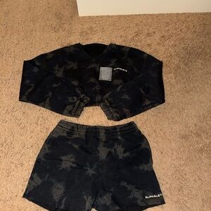 Alphalete Dark Tie-Dye Cropped Set